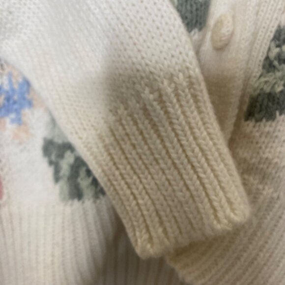 Vintage Studio Michelle Stuart Hand Knit Floral Cardigan Sweater S White Multico - Picture 5 of 13